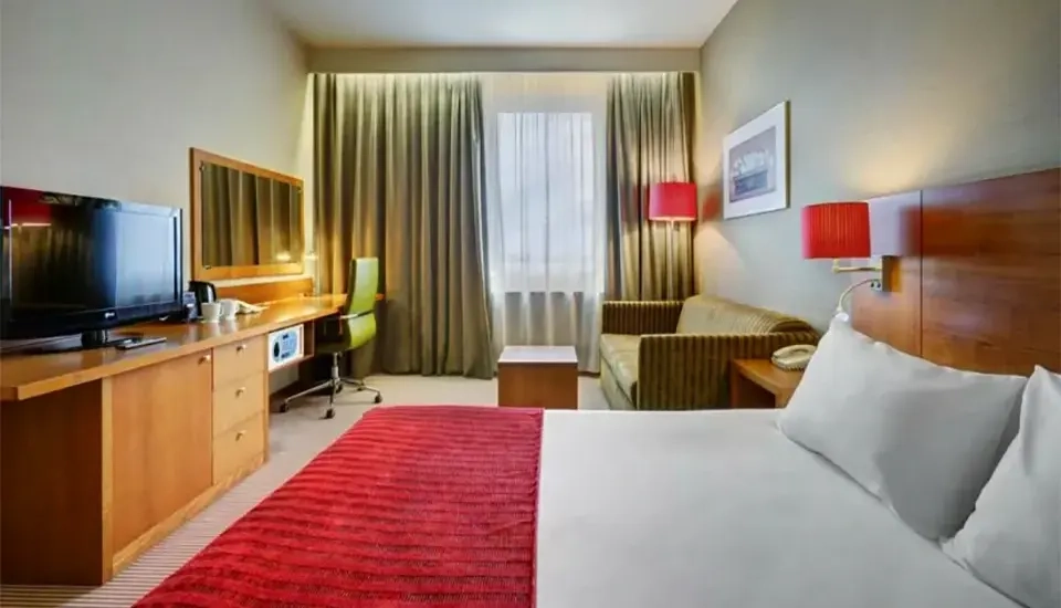 هتل هالیدی این مسکو سوشفسکی